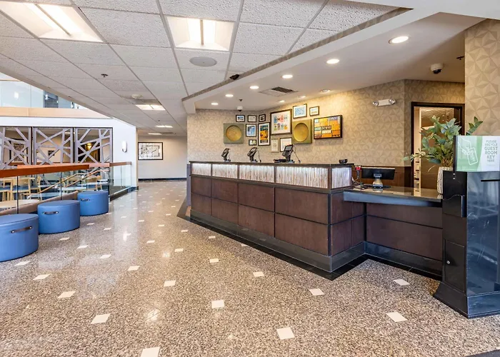Drury Inn & Suites St. Louis Airport